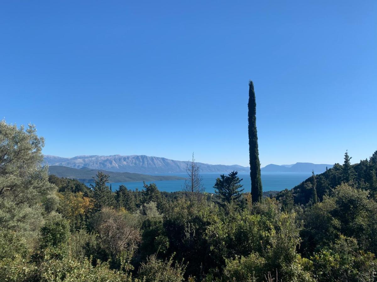Hill * Katouna